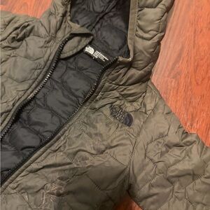 The North Face Quilted Jacket in Black and Olive